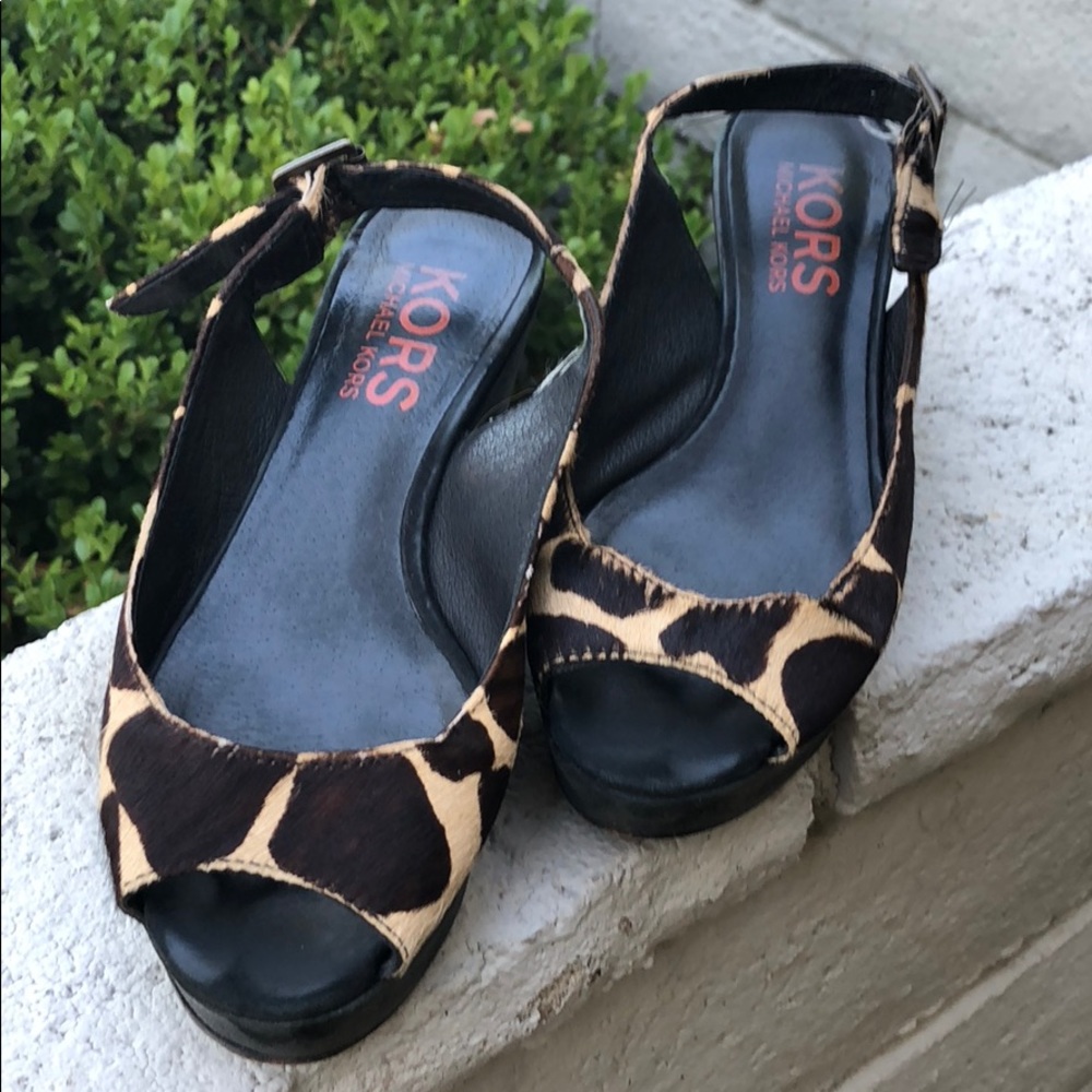 Faux Giraffe Fur Wedges